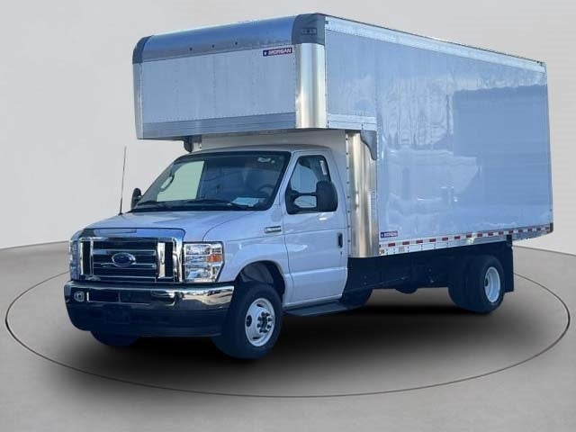 2024 Ford E-450Sd Morgan Truck Body Gold Star Van